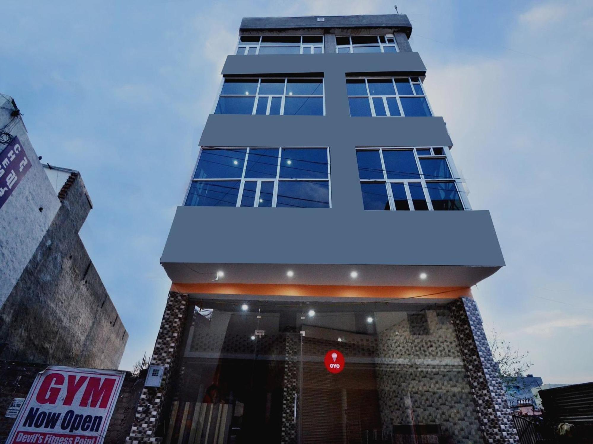 Hotel O Galaxy Nayagaon エクステリア 写真
